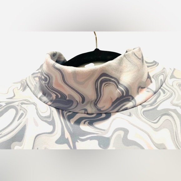 Tuckernuck Sport Hazy Marble  Ally Swing Sweatshirt Boxy XS/S Pink Oversized - Picture 8 of 12